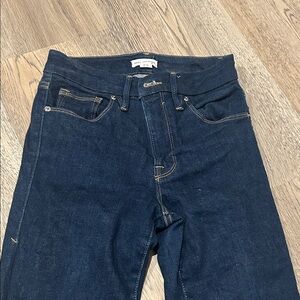 Good American ALWAYS FITS GOOD STRAIGHT in DEEP BLUE